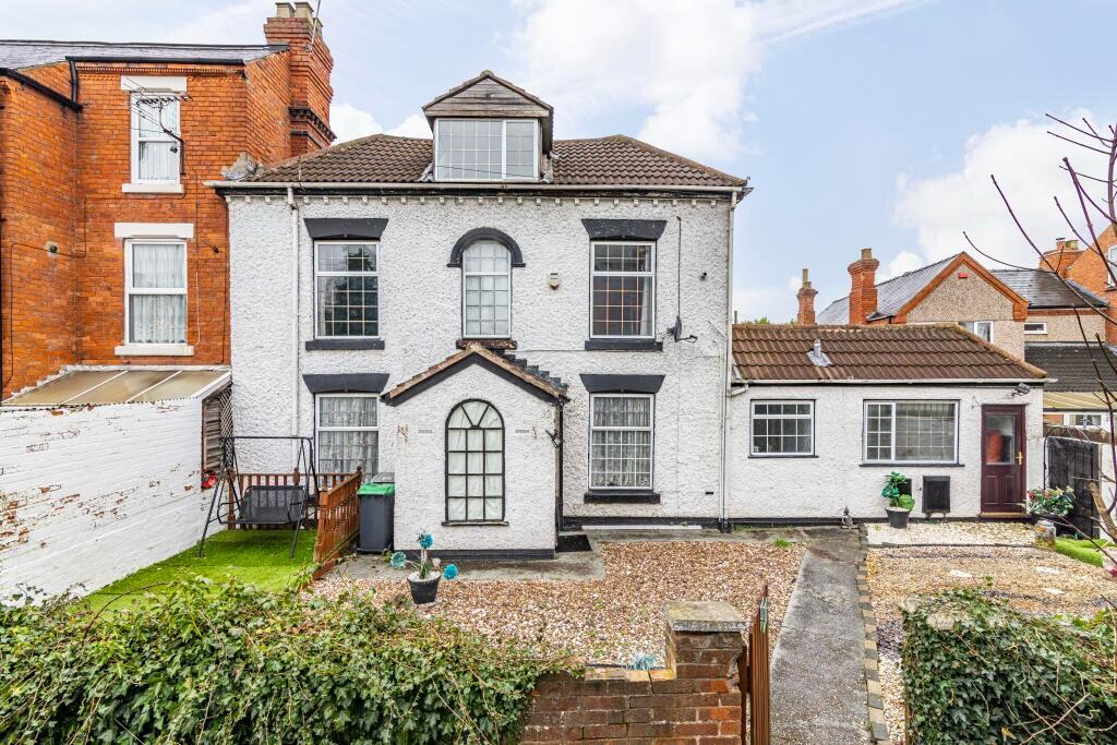 Main image of property: White House, Station Road, Nottingham, Nottinghamshire, NG15
