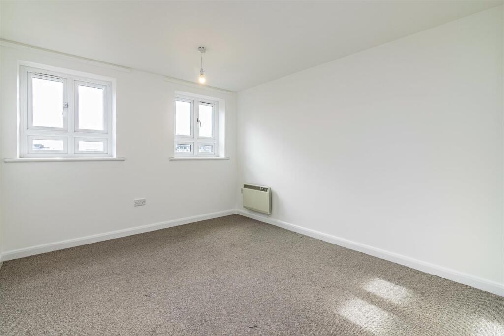 Main image of property: Trivett Square, Nottingham