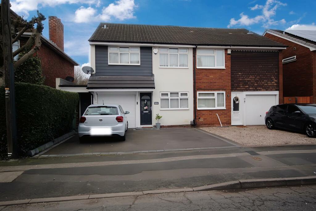 3 bedroom semidetached house for sale in Station Road, Aldridge