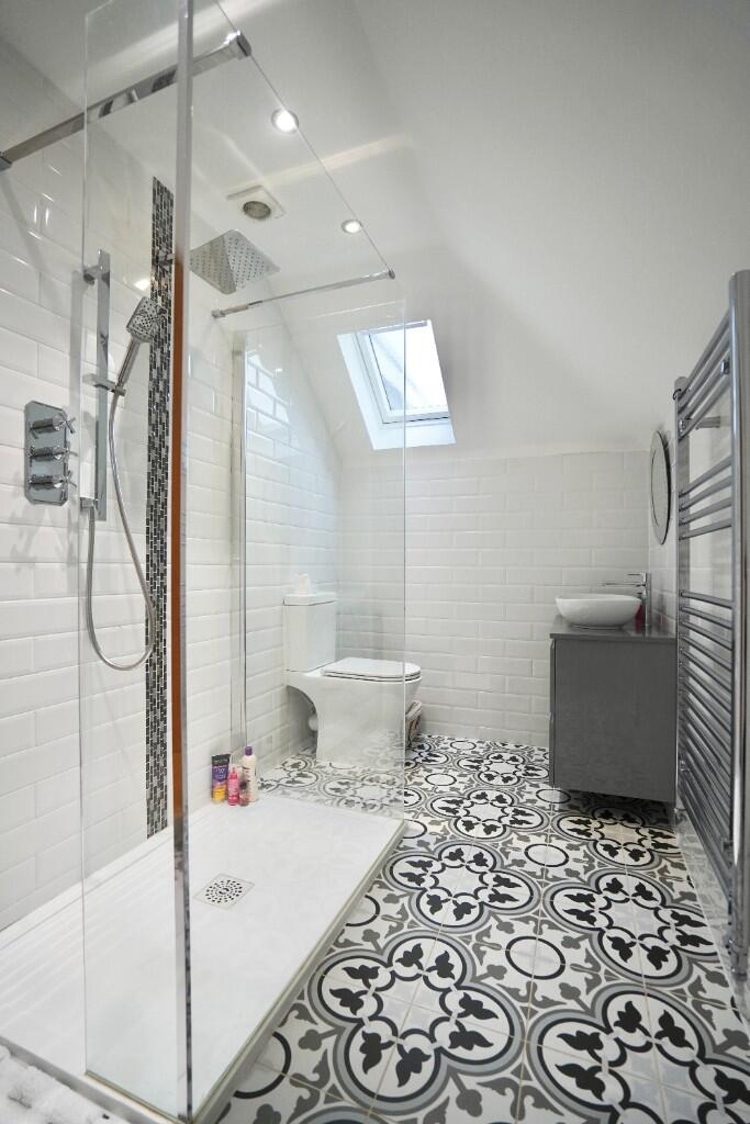 Additional property image - Napsbury Lane, St. Albans, Hertfordshire, AL1