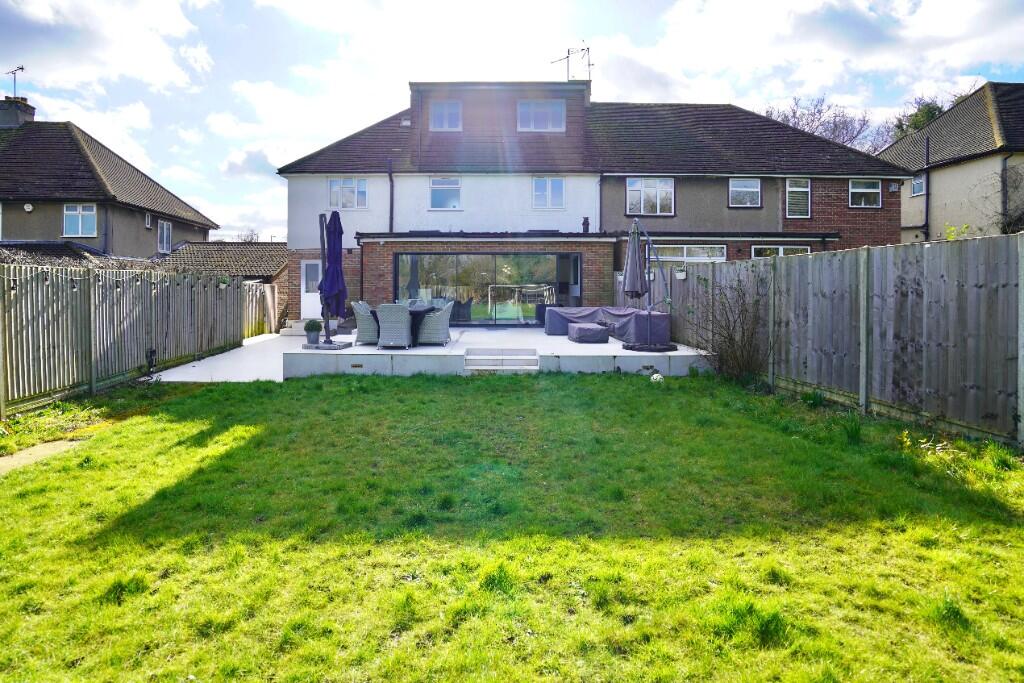 Additional property image - Napsbury Lane, St. Albans, Hertfordshire, AL1
