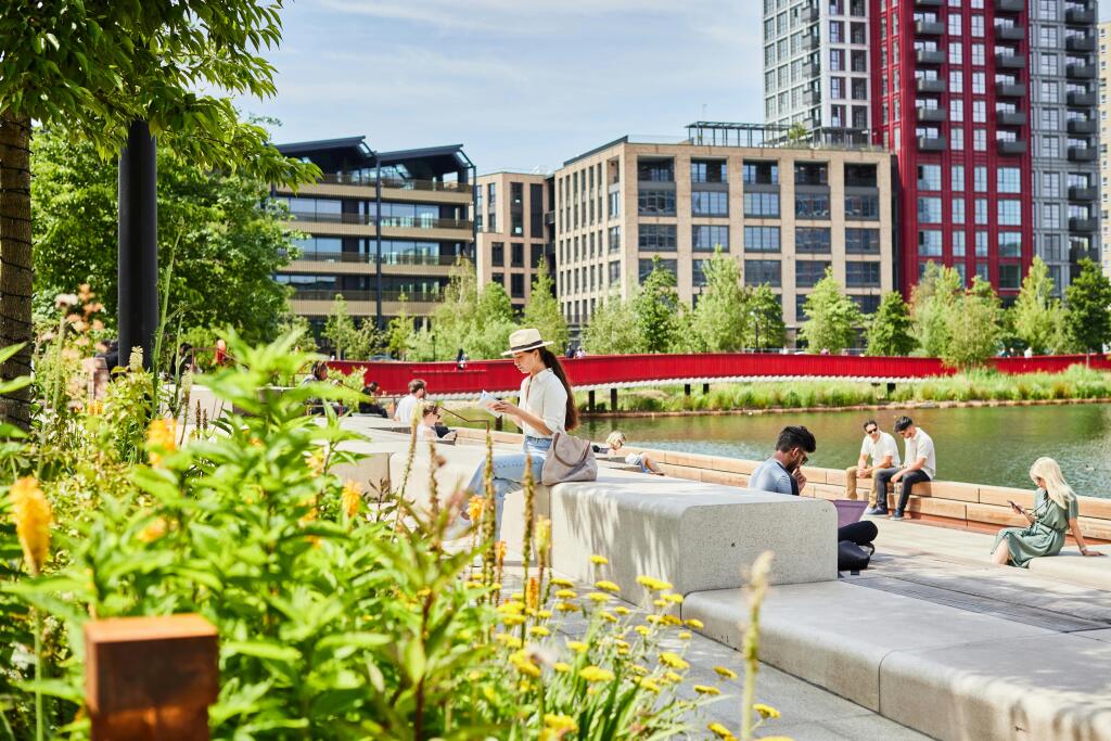 20250617_CanadaWater_CanadaDock_Lifestyle_0159.jpg