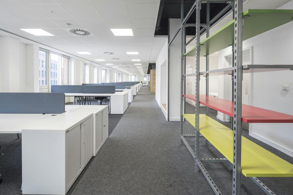 WESTON HOUSE CURTAIN ROAD 9.jpg