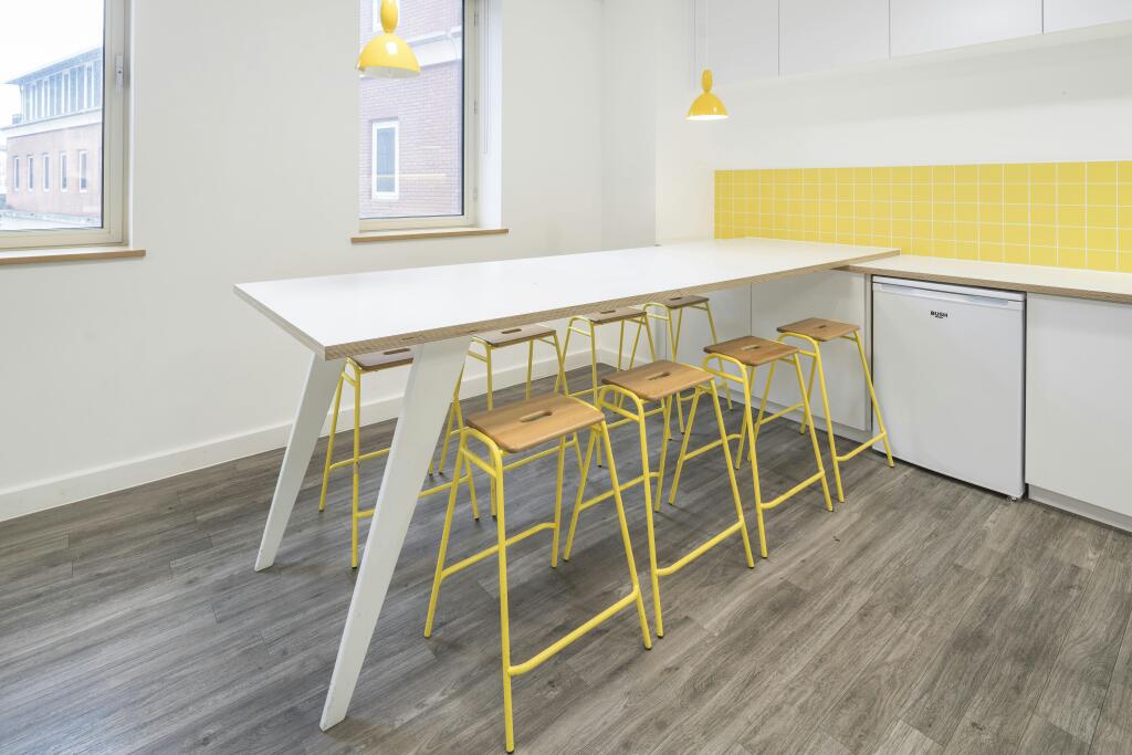 WESTON HOUSE CURTAIN ROAD 28.jpg