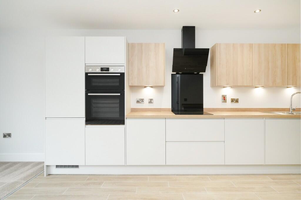 Main image of property: Knights Walk,
Sutton Cum Lound,
DN22 8FT