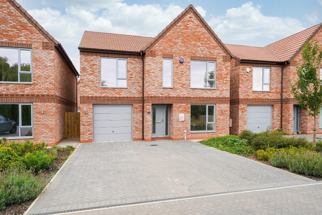 Main image of property: Knights Walk,
Sutton Cum Lound,
DN22 8FT