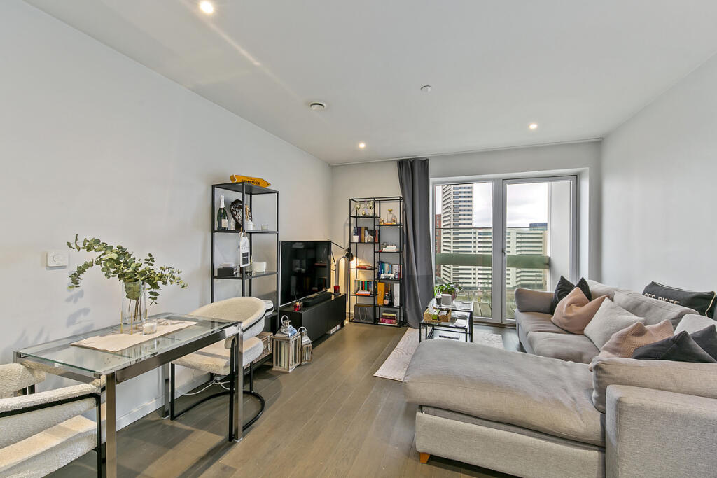 Main image of property: York Way, London, N7 9