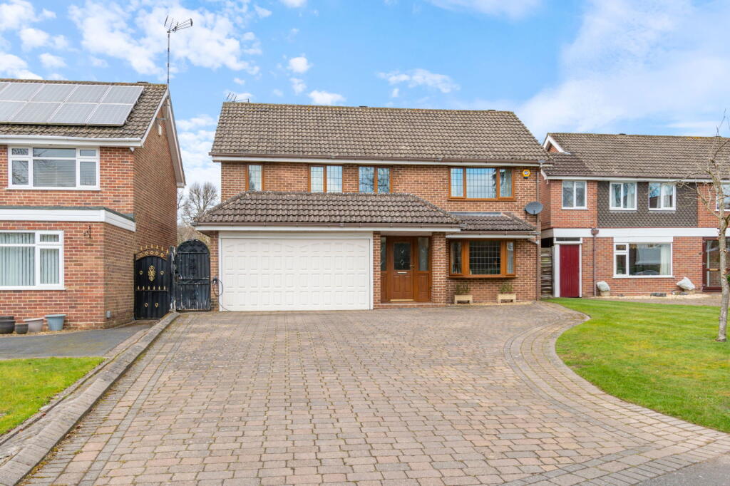 Main image of property: Highbury Road, Four Oaks, Sutton Coldfield