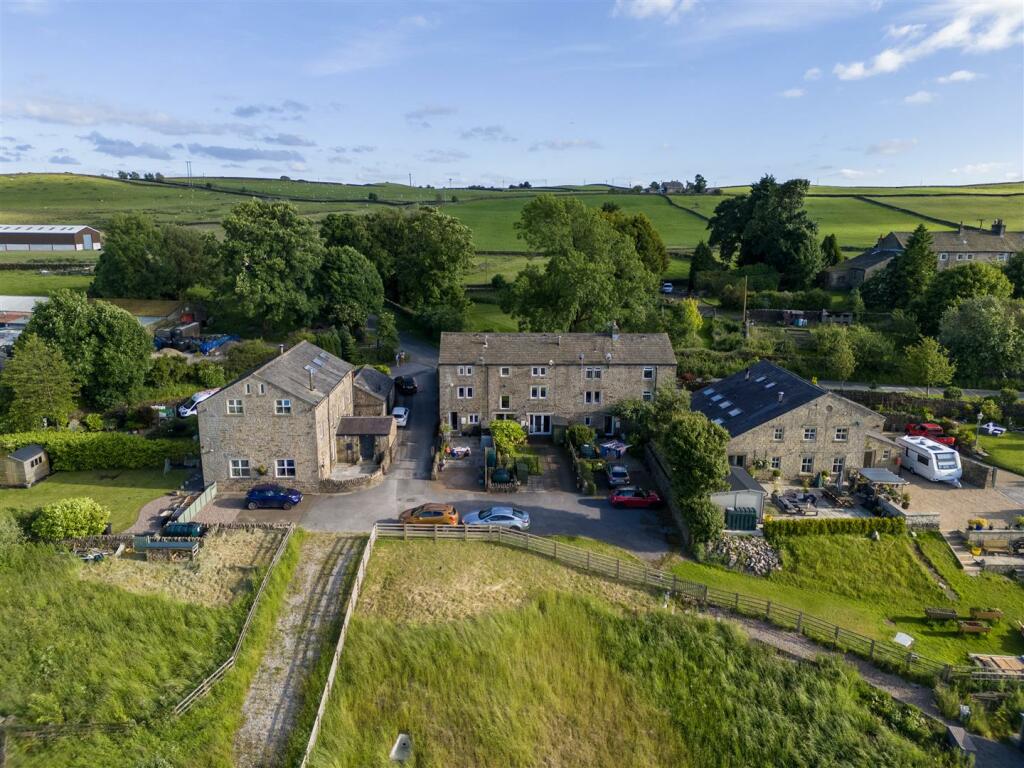 Additional property image - Westy Bank Croft, Steeton, Keighley