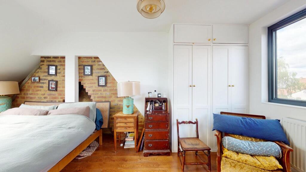Main image of property: 109A Harley Road, London, NW10