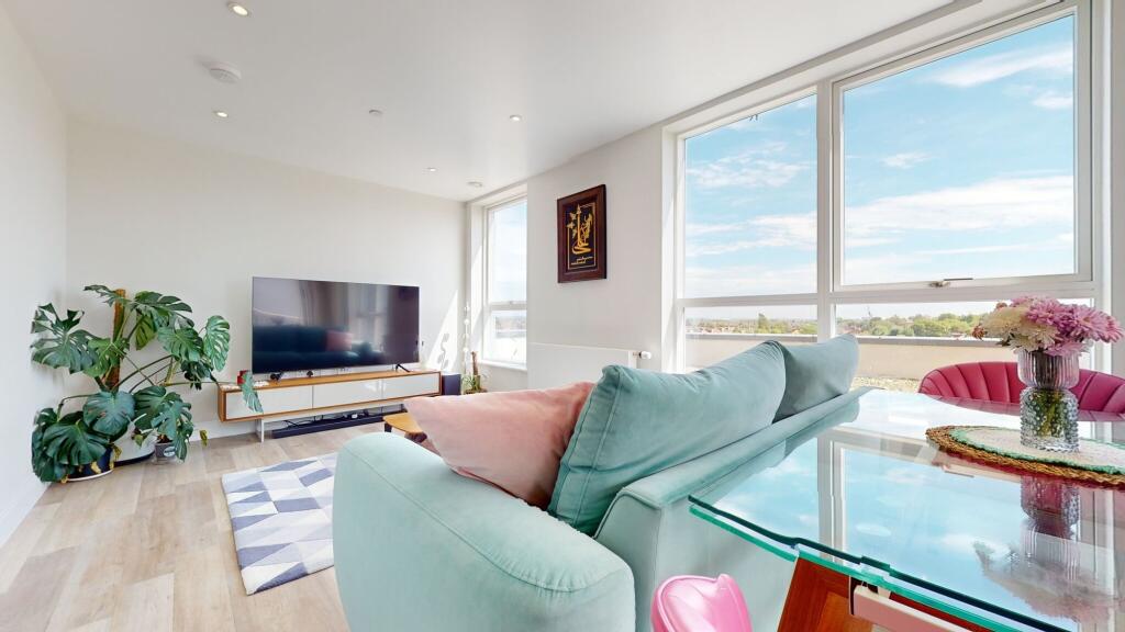 Main image of property: Thatchers Court, Montmorency Gardens, Montmorency Gardens, London, N11