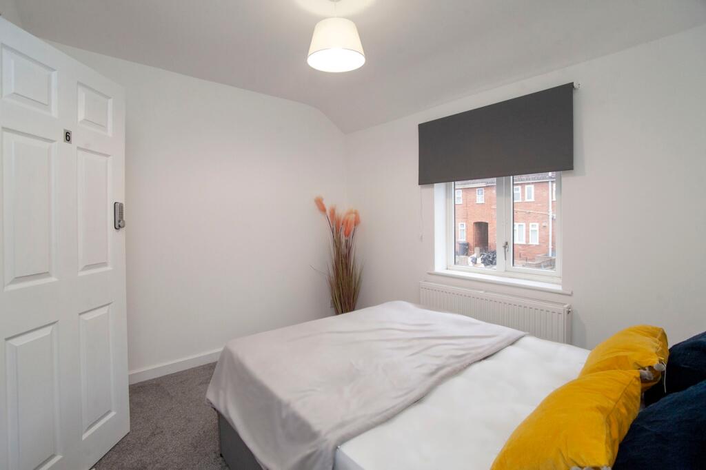 Additional property image - Saint John's Crescent, Bristol