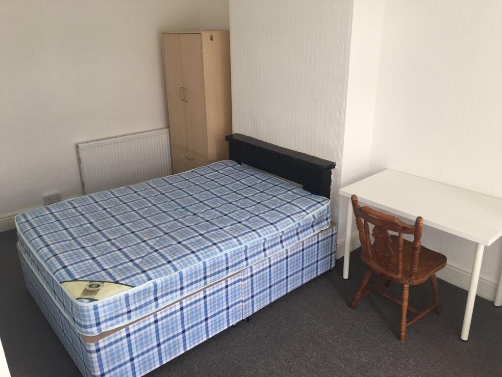 Additional property image - Downend Road, Bristol
