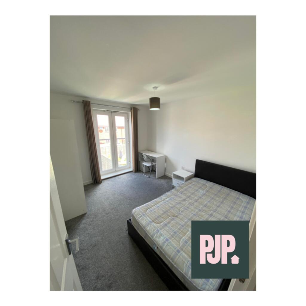 Additional property image - Slade Baker Way, Bristol