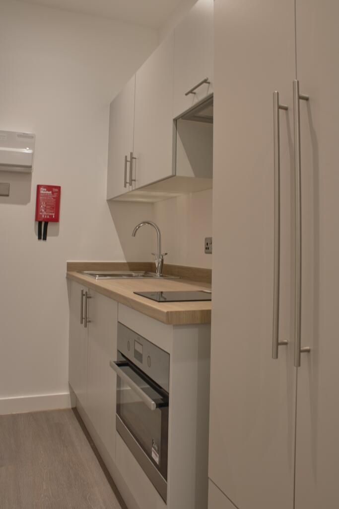 Additional property image - Cave Street, Bristol