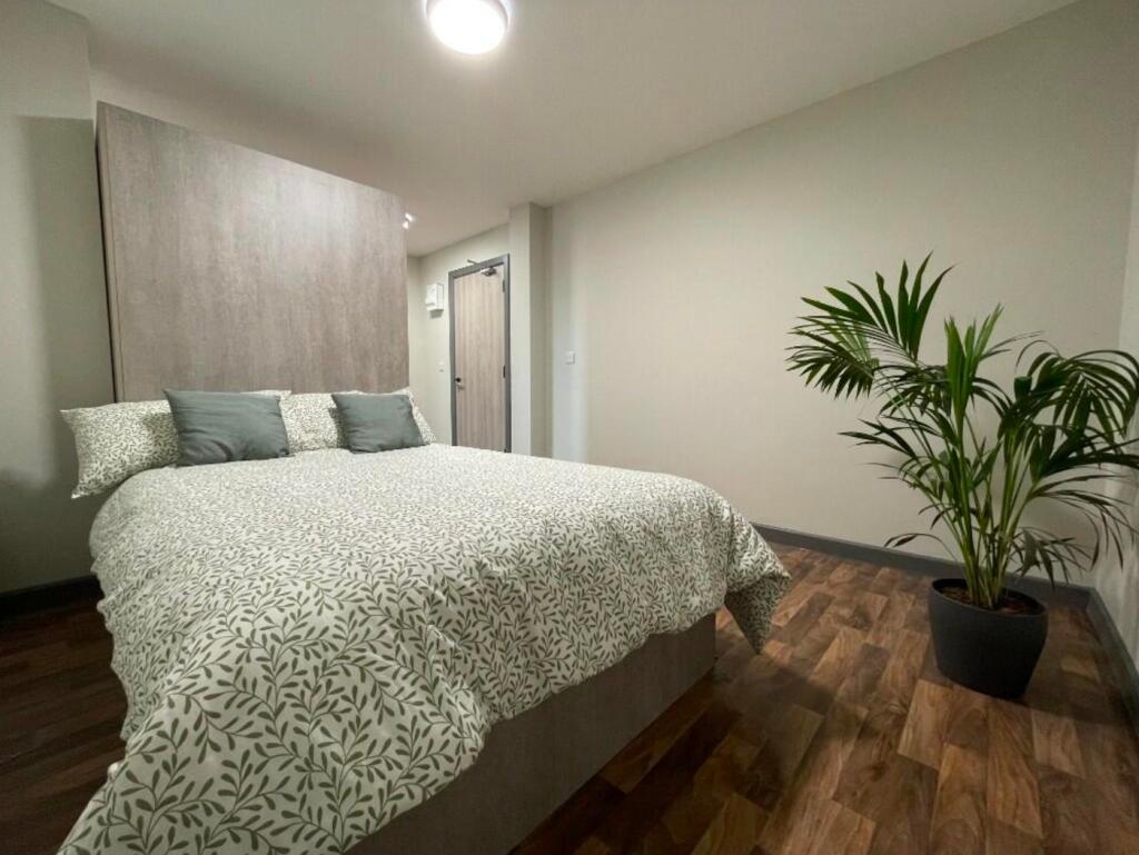 Additional property image - A Babington Lane, Derby