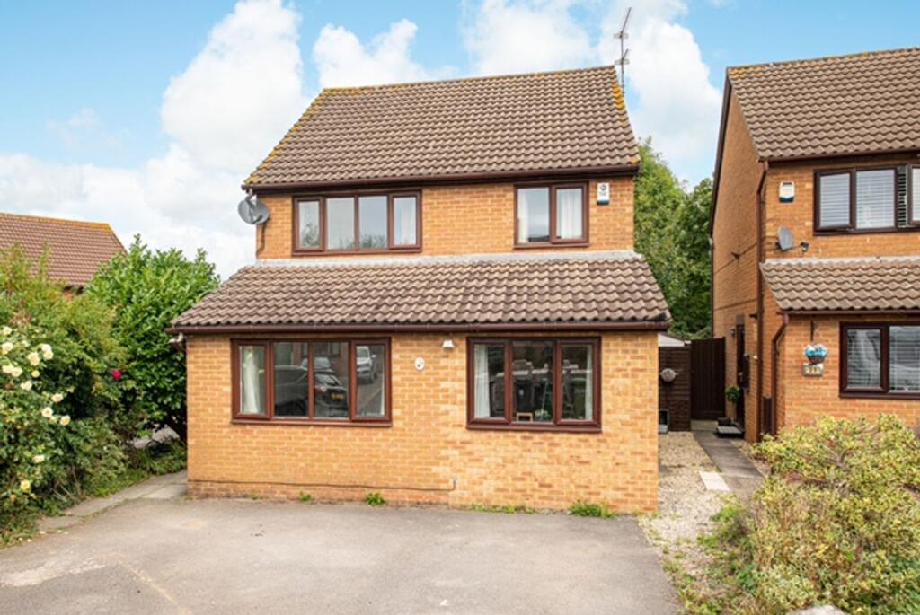 Additional property image - Highfields Close, Bristol