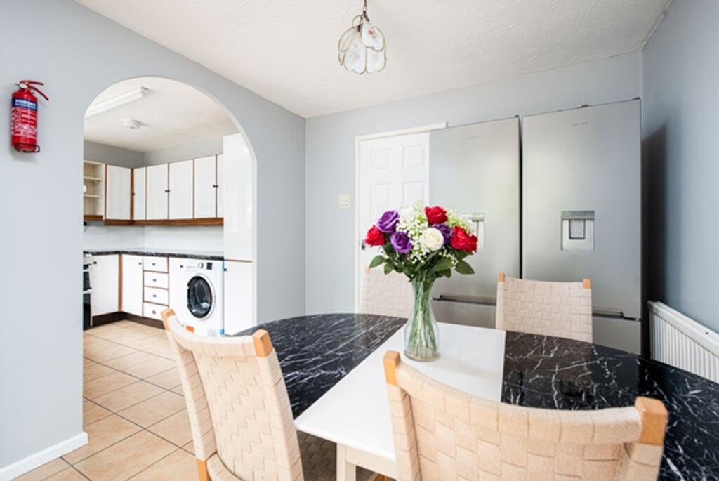 Additional property image - Highfields Close, Bristol