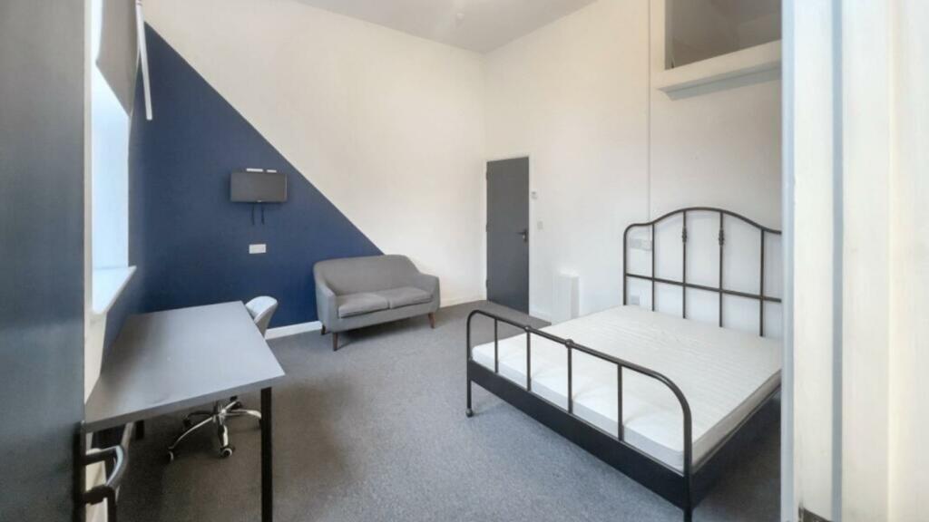 Additional property image - Blackswarth Road, Bristol