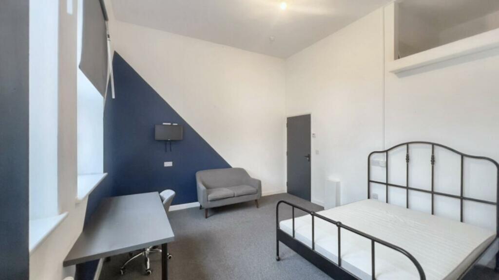 Additional property image - Blackswarth Road, Bristol