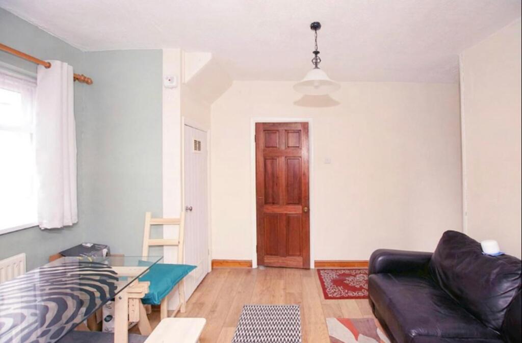 Additional property image - Wades Road, Bristol