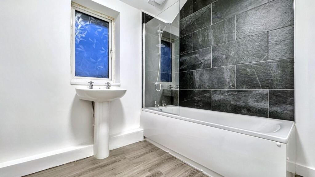 Additional property image - Summerleaze, Bristol