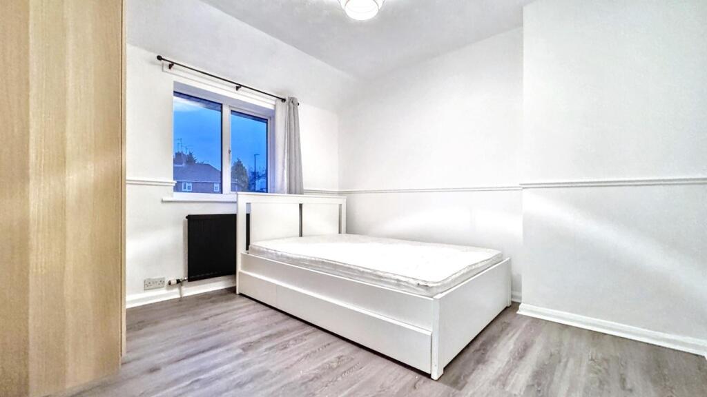 Additional property image - Summerleaze, Bristol