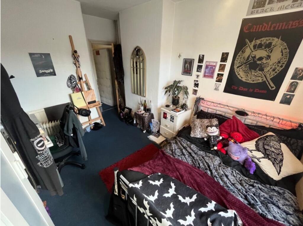 Additional property image - Wellington Hill, Bristol