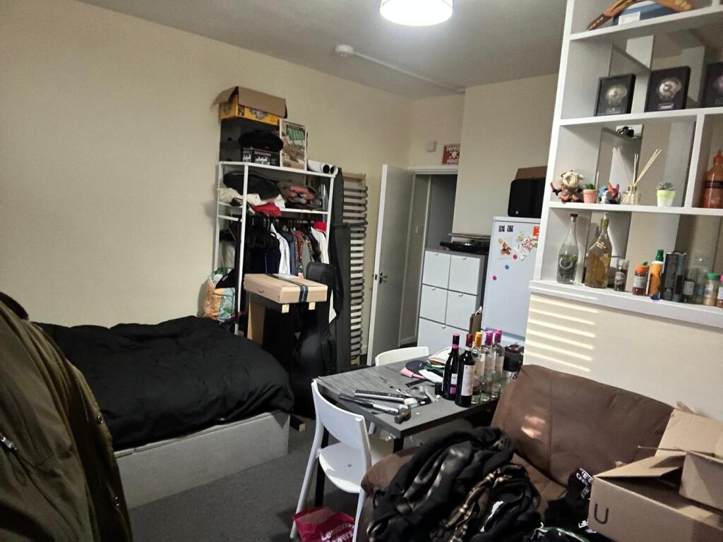 Additional property image - Cotham Park, Bristol