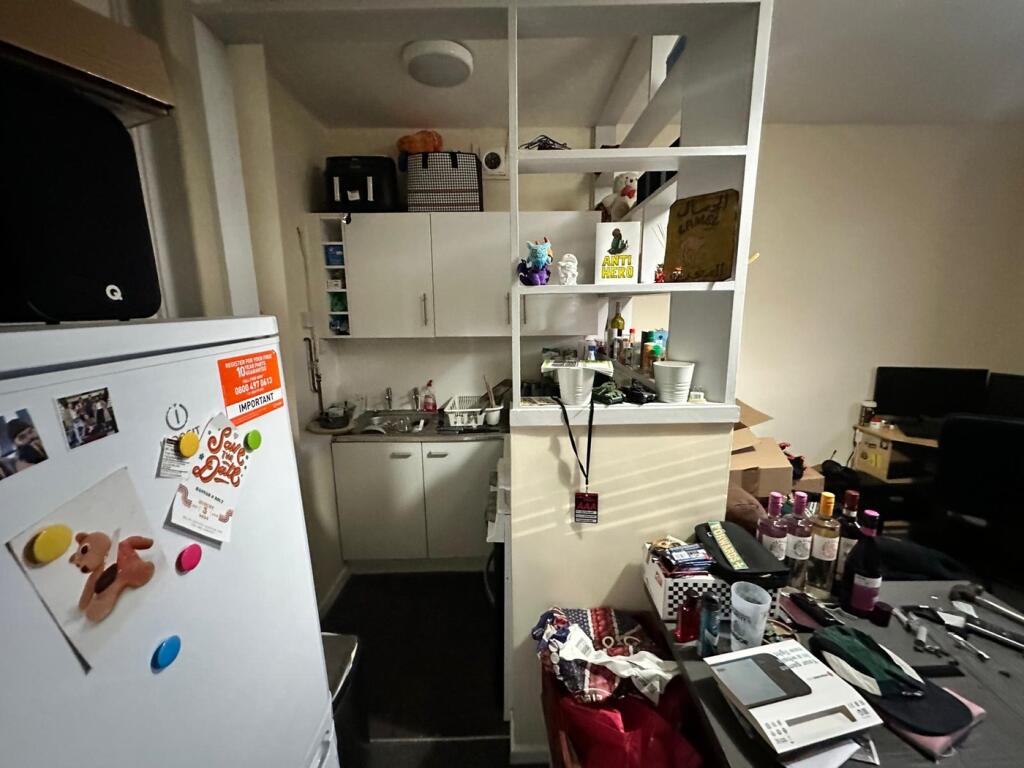 Additional property image - Cotham Park, Bristol