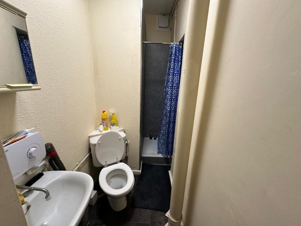 Additional property image - Cotham Park, Bristol