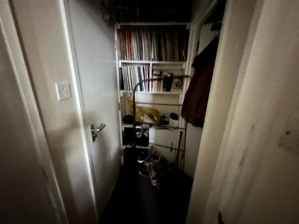 Additional property image - Cotham Park, Bristol