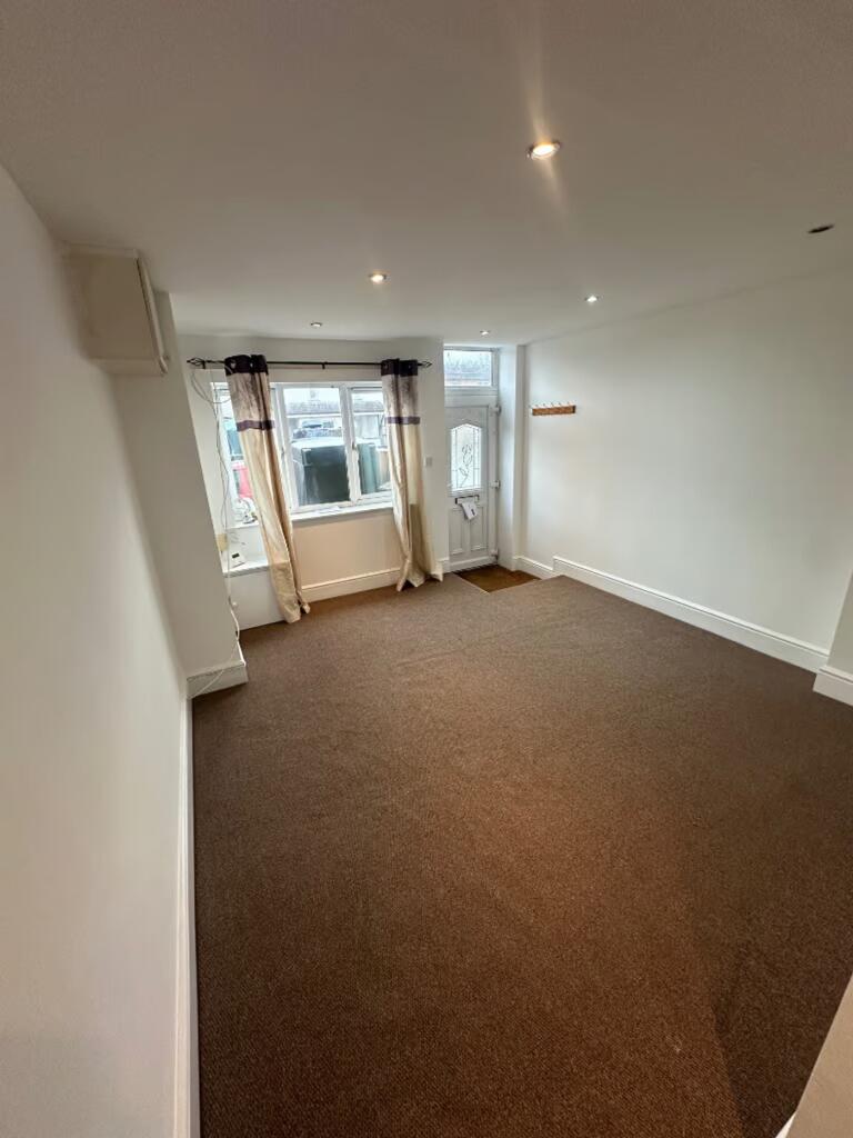 Additional property image - Saint John's Lane, Bristol