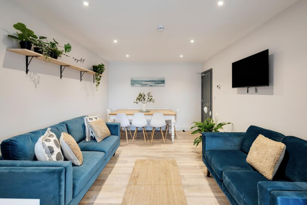 Main image of property: Mackie Grove, Bristol, BS34