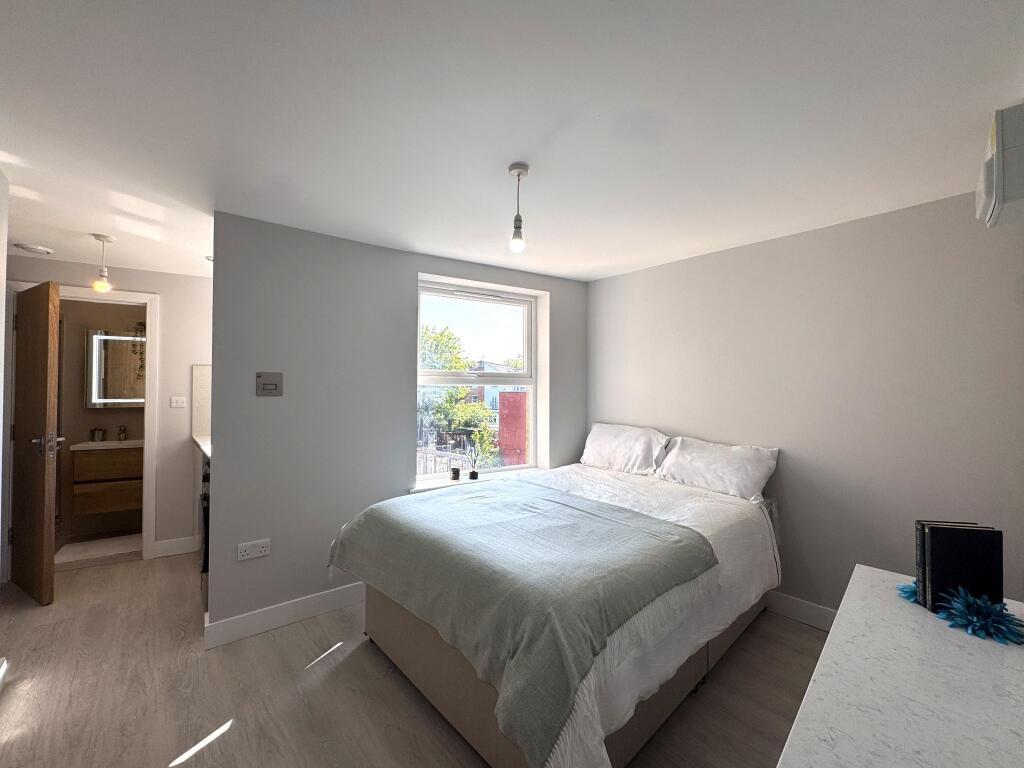 Main image of property: Bright Studio  61 High Road Willesden Green, NW10 2SU