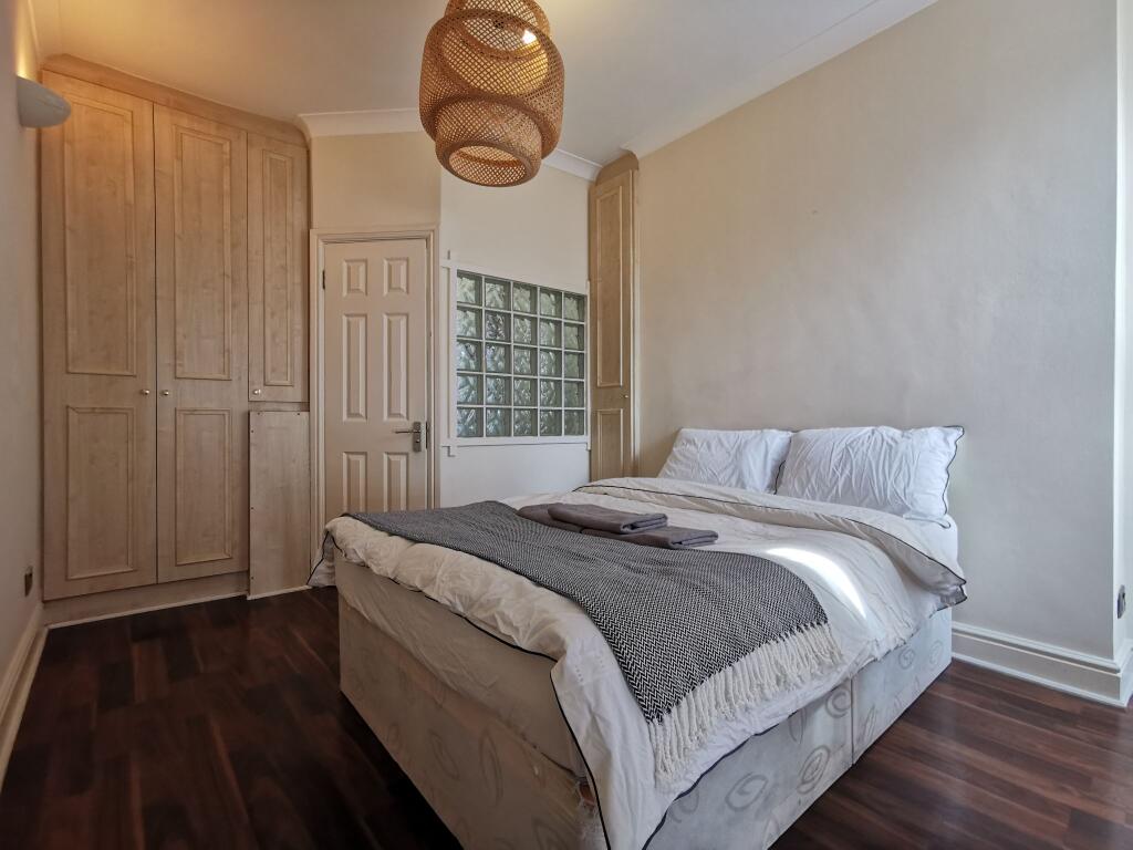 Main image of property: 1 Bed Flat 7 High Road,  Willesden Green, NW10 2TE