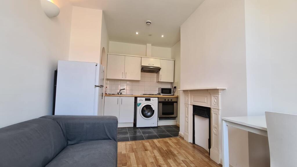 Main image of property: 2 Double Bedroom Flat High Road, Willesden NW10 2SU