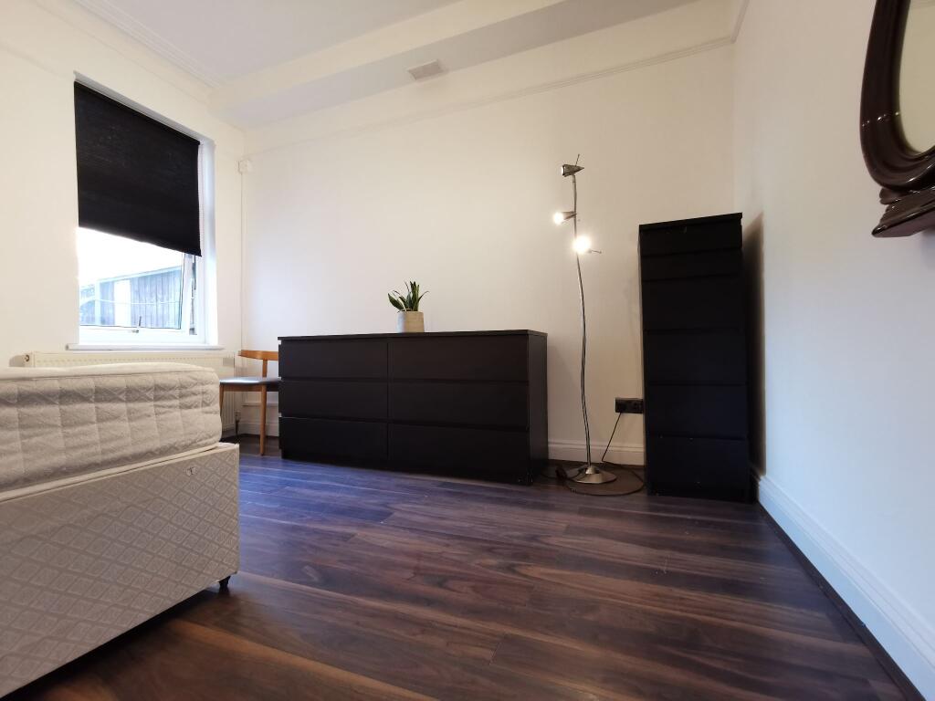 Main image of property: Double Room Huddleston Road, Willesden Green, All Bills Included, NW2 5DN