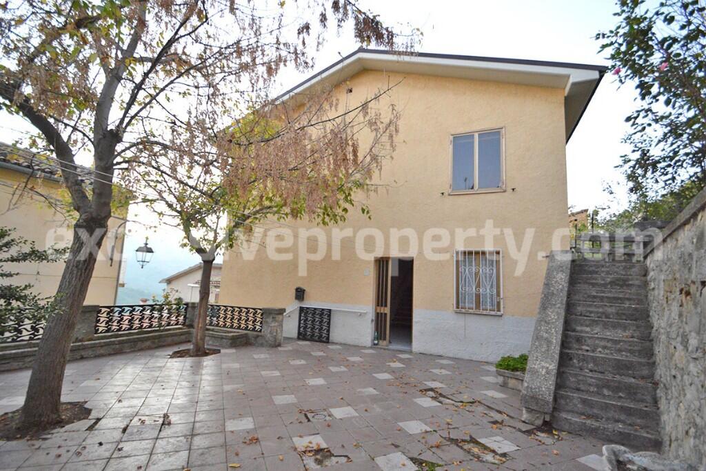 Main image of property: Carunchio, Chieti, Abruzzo