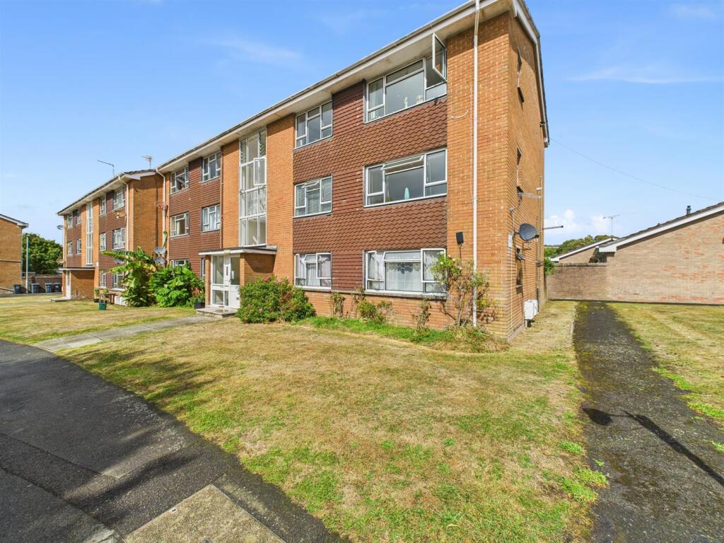 Main image of property: Poyers, Wrafton, Braunton