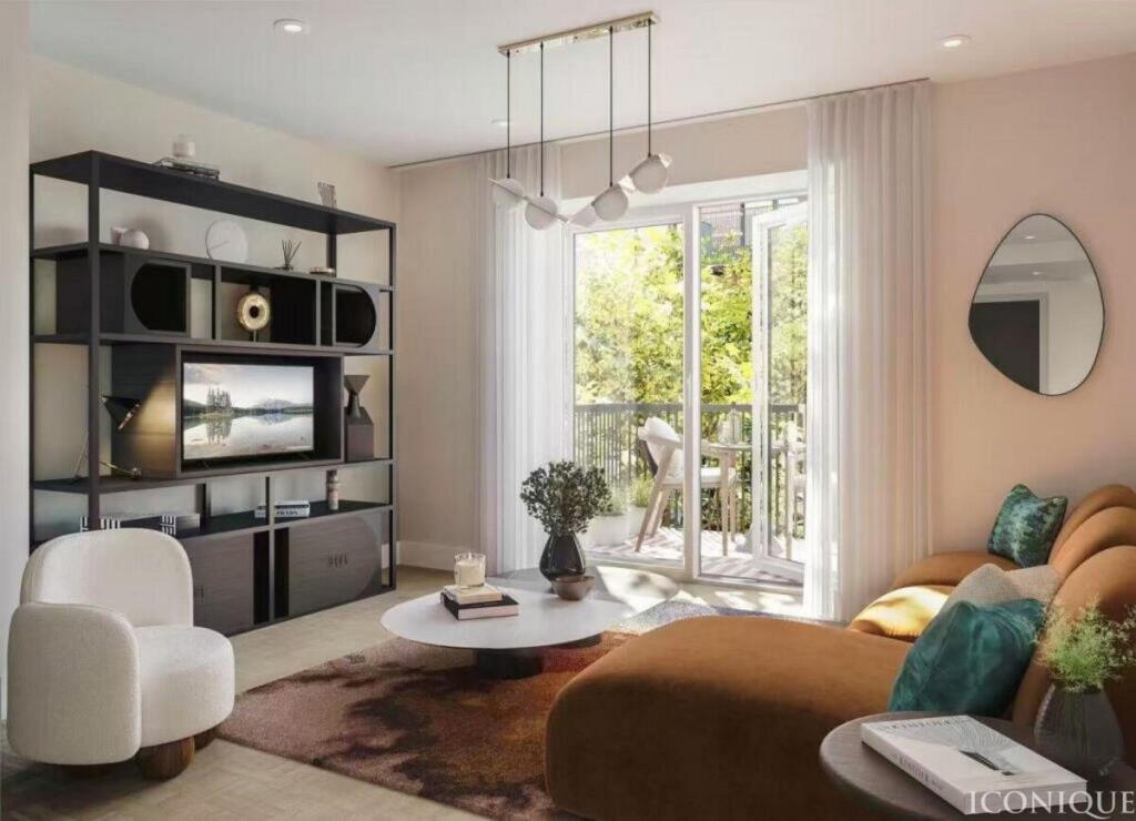 Main image of property: St John's Hill,, London, SW11 1