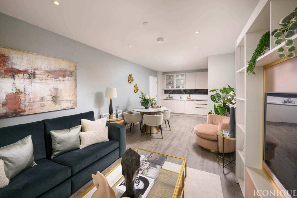 Main image of property: Oakhill, Hildenborough, TN11 9