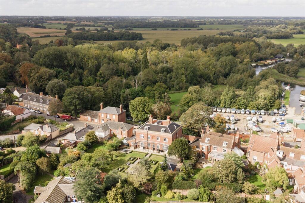 Main image of property: Ballygate, Beccles, Suffolk, NR34