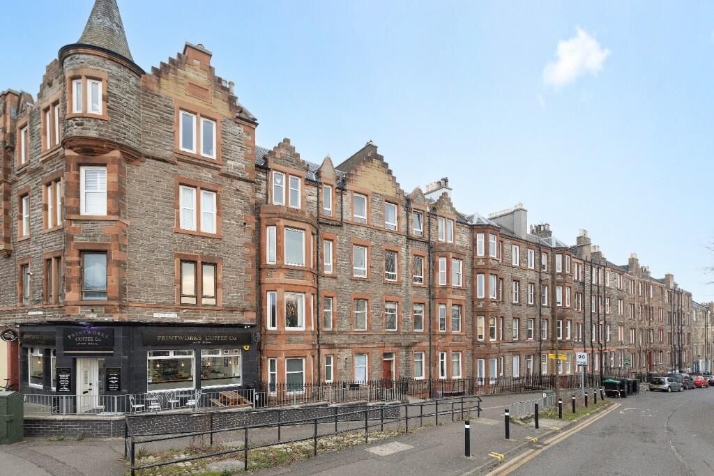 Main image of property: 4 2f2 Kings Road, Edinburgh, EH15