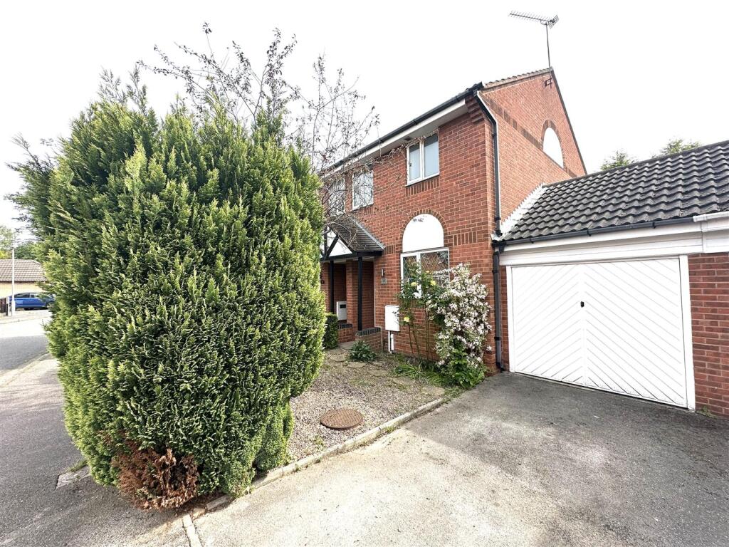 Main image of property: Welham Grove, Retford