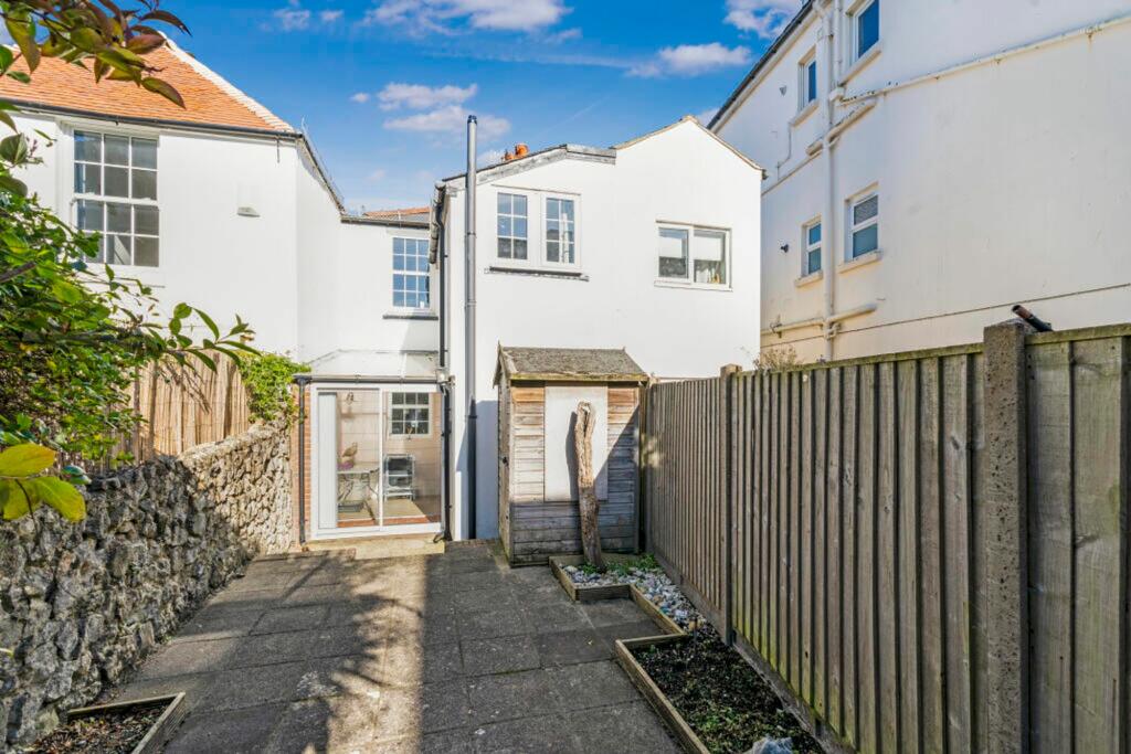 Additional property image - Stade Street, Hythe, CT21