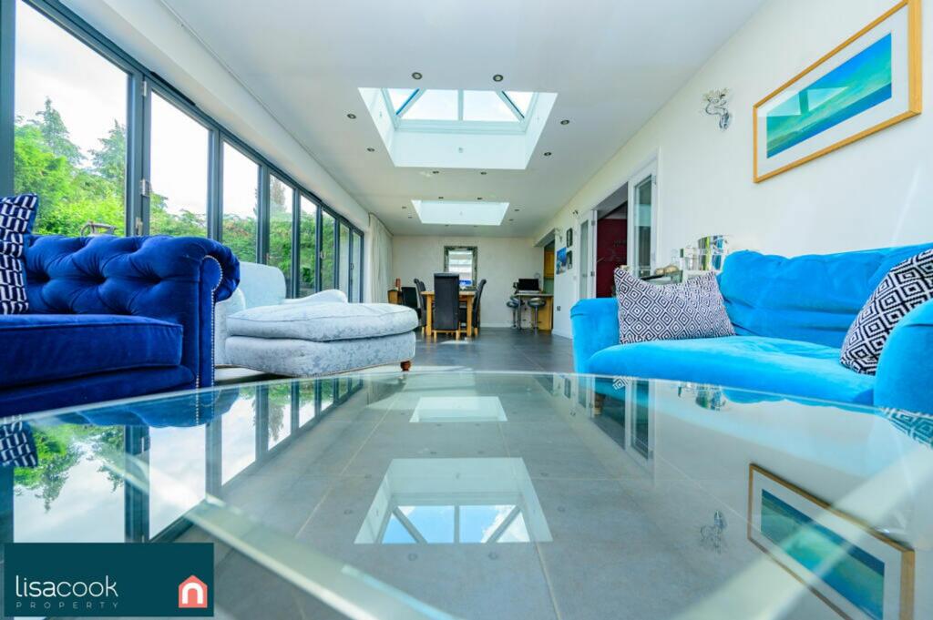 Additional property image - Park Street Lane, Park Street, AL2