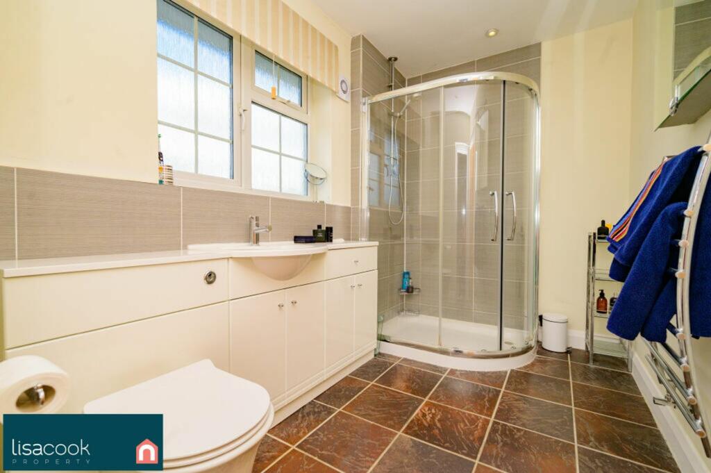 Additional property image - Park Street Lane, Park Street, AL2