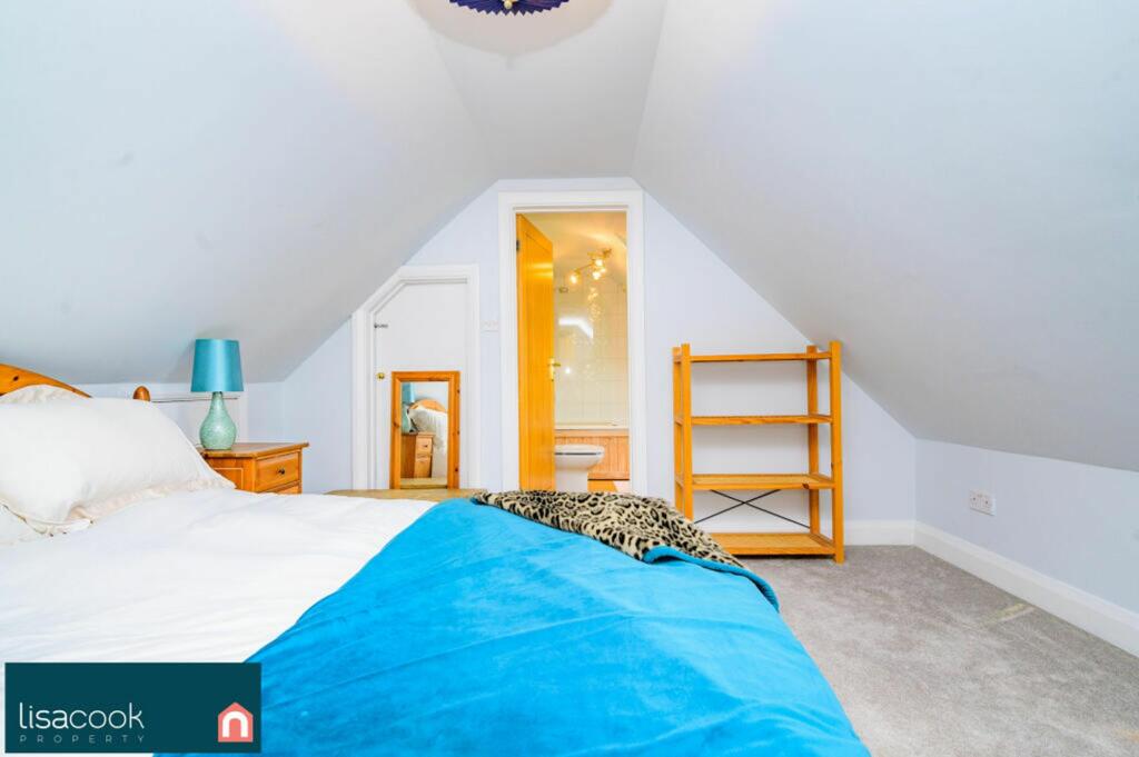 Additional property image - Park Street Lane, Park Street, AL2