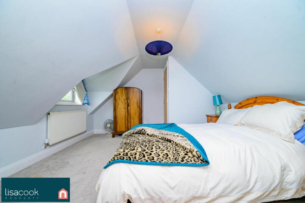Additional property image - Park Street Lane, Park Street, AL2